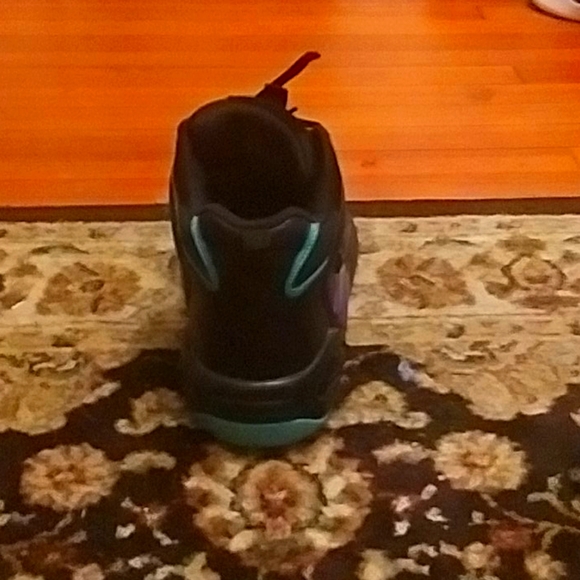 Nautica - Picture 3 of 4